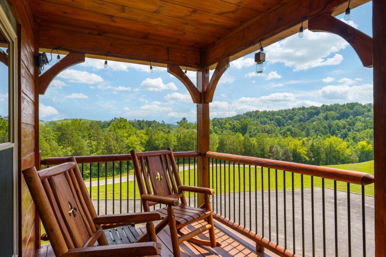 Huny Bear Lodge Pigeon Forge Exterior photo